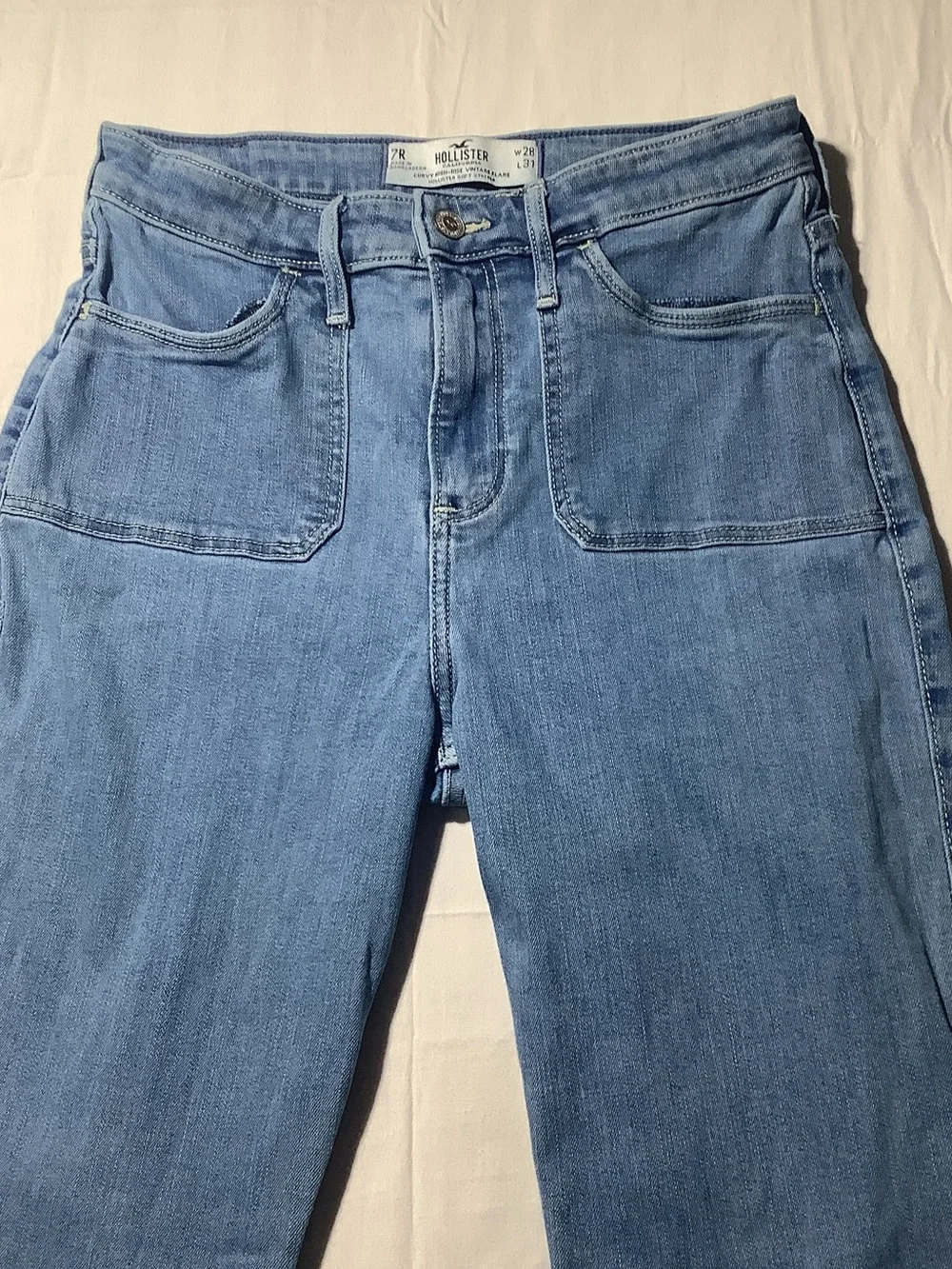 Hollister Light Wash Curvy High-Rise Vintage Flare Jeans 28W-31L